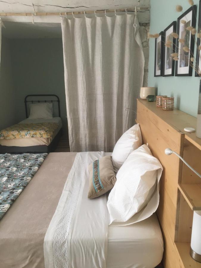 Les 3 Echoppes Bed & Breakfast Charge Екстериор снимка