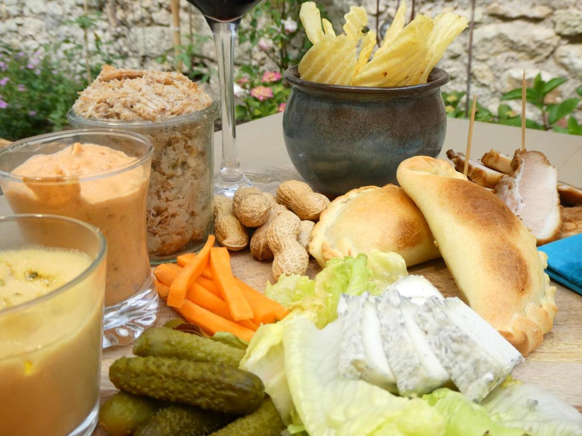 Les 3 Echoppes Bed & Breakfast Charge Екстериор снимка